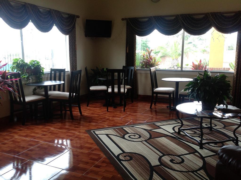 Scottish Inns & Suites Timber Creek, Houston, Tx Barker Extérieur photo